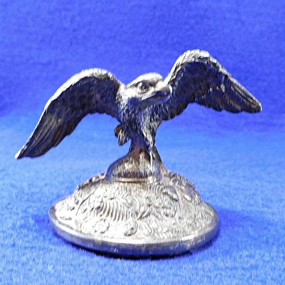 Vintage Eagle Paperweight Reed and Barton Silverplate - Picture 3 of 11